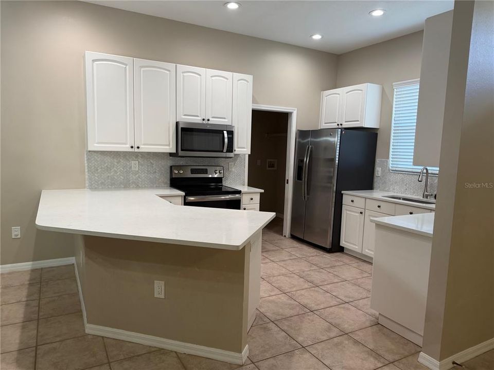 For Rent: $2,115 (2 beds, 2 baths, 1384 Square Feet)