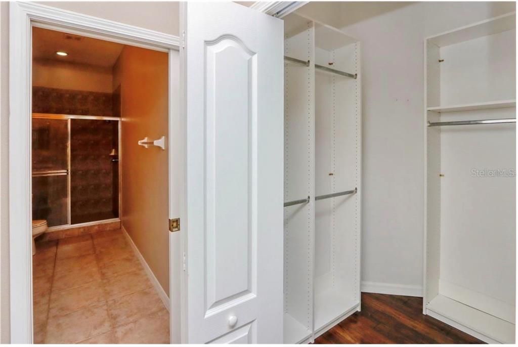 For Rent: $2,115 (2 beds, 2 baths, 1384 Square Feet)
