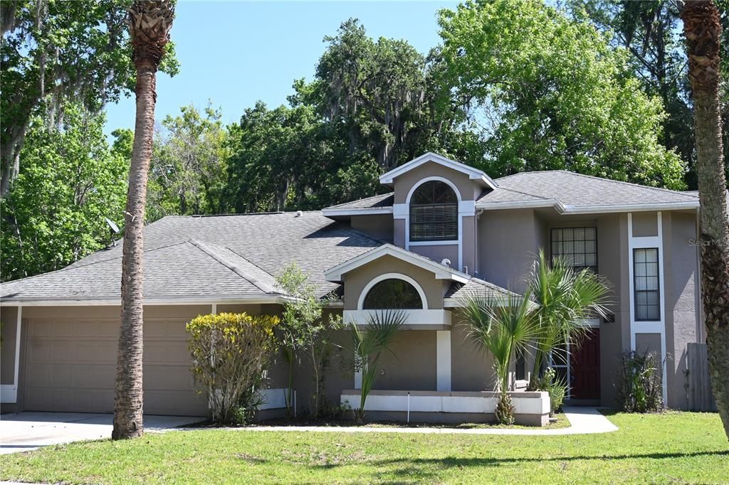 En Venta: $549,000 (4 camas, 3 baños, 2300 Pies cuadrados)