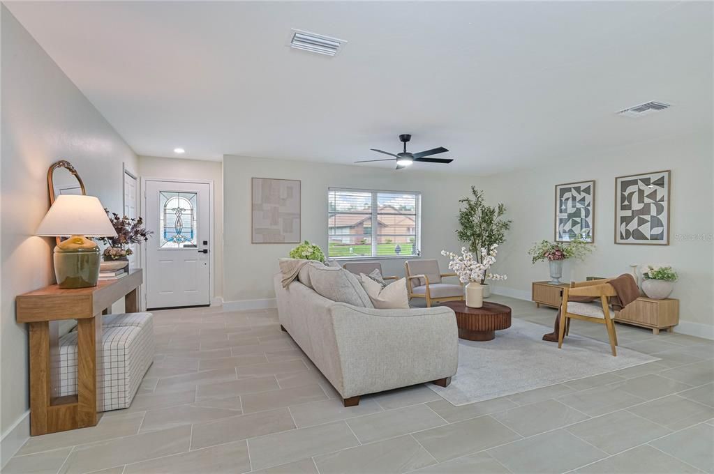 For Sale: $275,000 (2 beds, 2 baths, 1270 Square Feet)