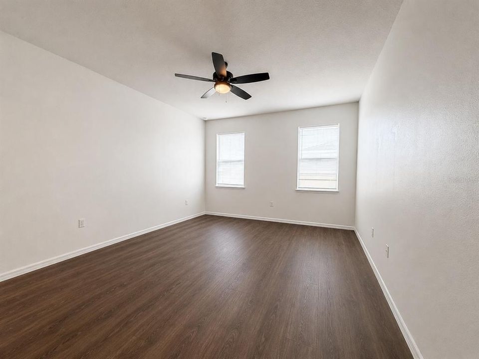For Rent: $2,500 (3 beds, 2 baths, 2001 Square Feet)