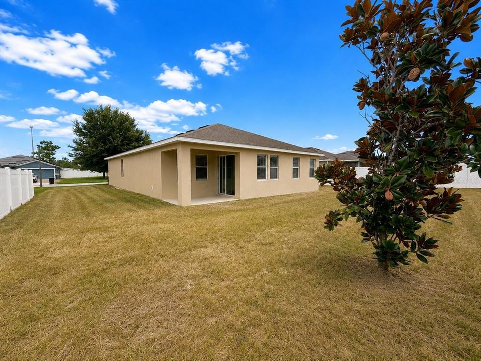 For Rent: $2,500 (3 beds, 2 baths, 2001 Square Feet)