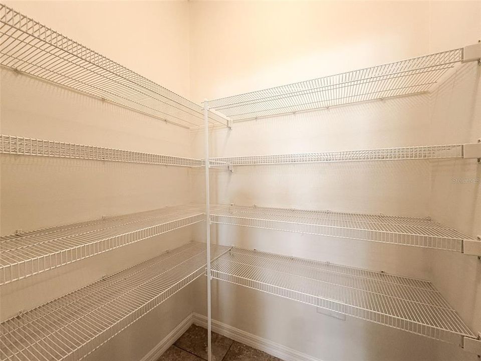 For Rent: $2,500 (3 beds, 2 baths, 2001 Square Feet)