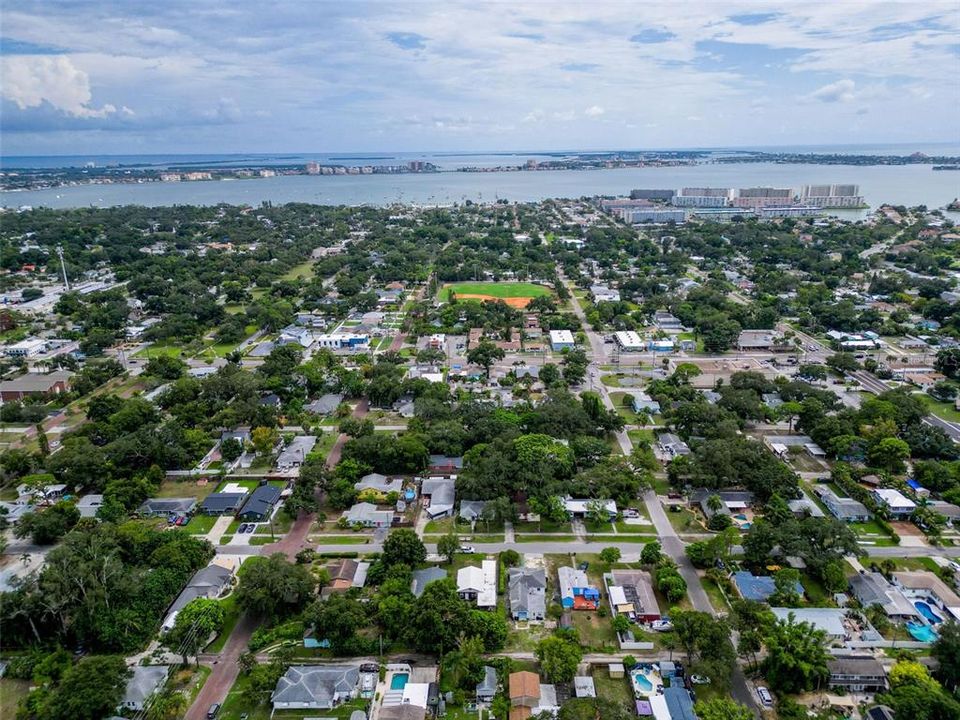 En Venta: $249,000 (2 camas, 1 baños, 696 Pies cuadrados)