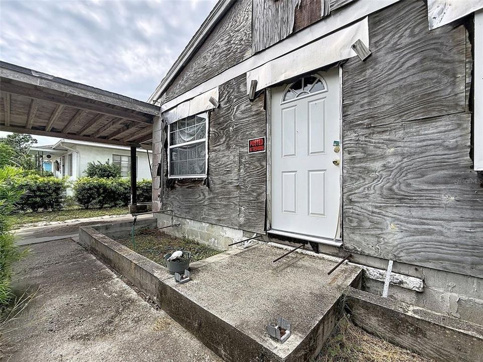 En Venta: $249,000 (2 camas, 1 baños, 696 Pies cuadrados)