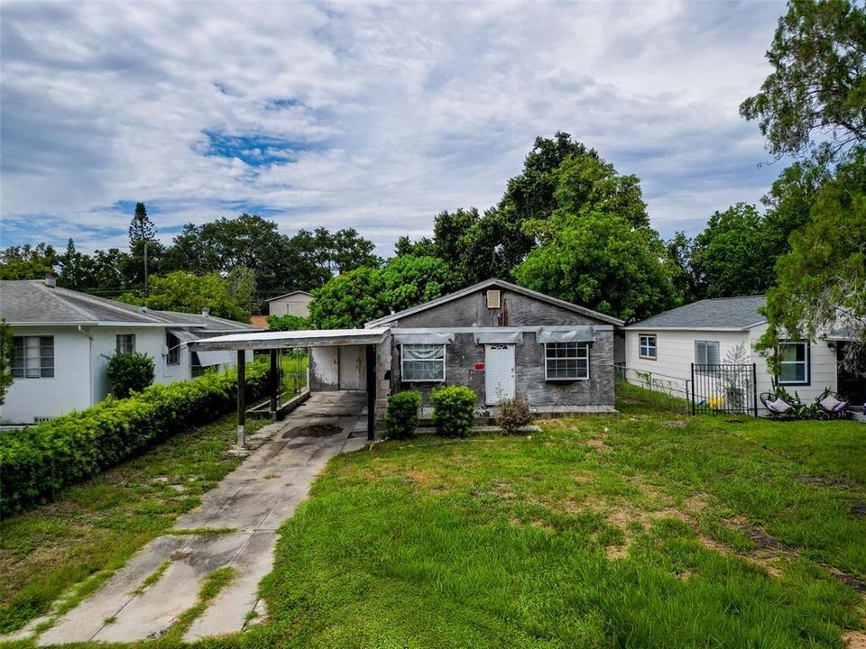 En Venta: $249,000 (2 camas, 1 baños, 696 Pies cuadrados)
