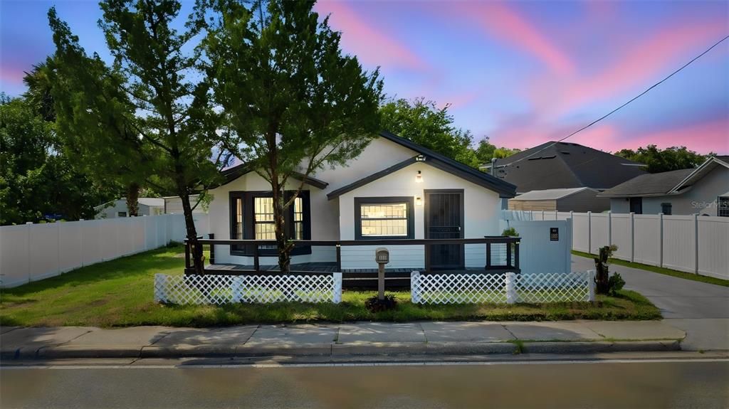 En Venta: $325,000 (2 camas, 2 baños, 1168 Pies cuadrados)