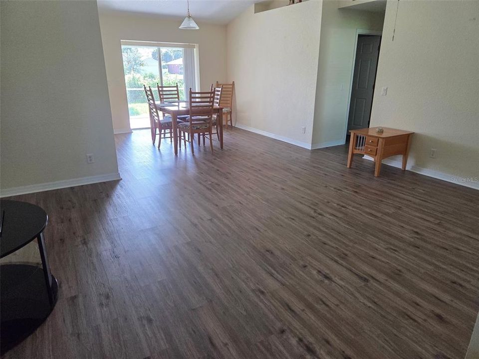 En Renta: $2,000 (3 camas, 2 baños, 1556 Pies cuadrados)