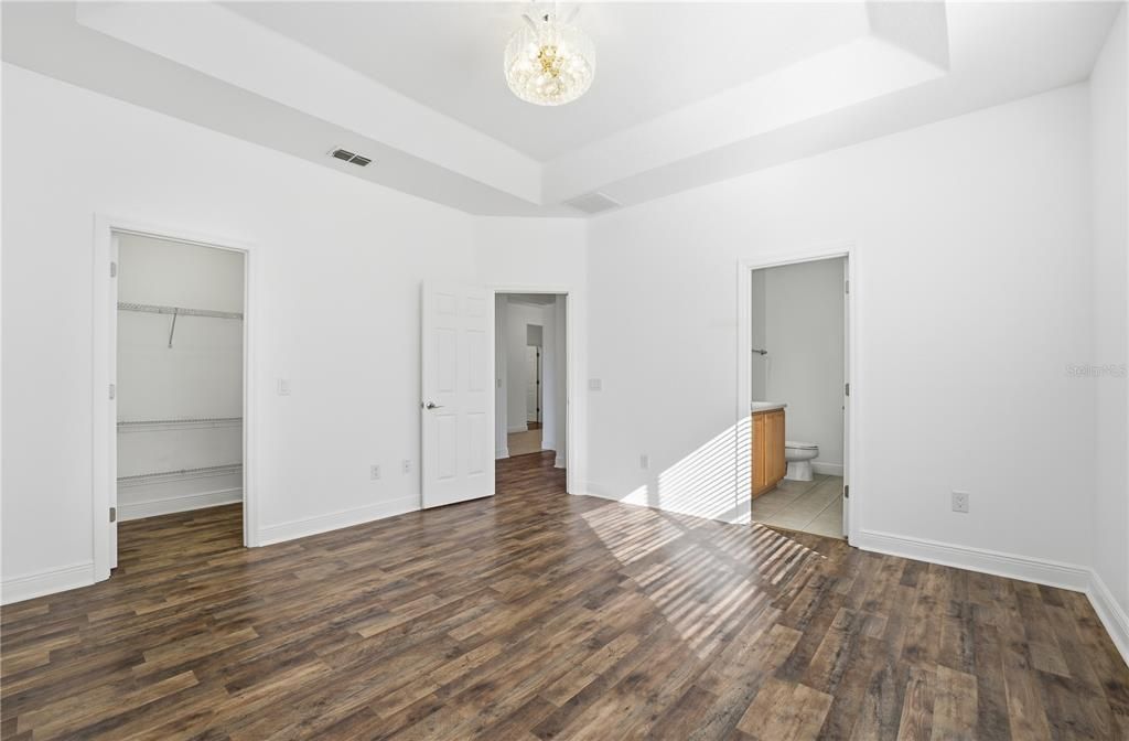 For Sale: $489,000 (3 beds, 2 baths, 1929 Square Feet)