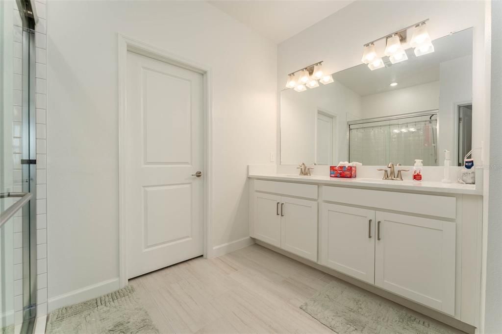 For Sale: $285,000 (3 beds, 2 baths, 1490 Square Feet)