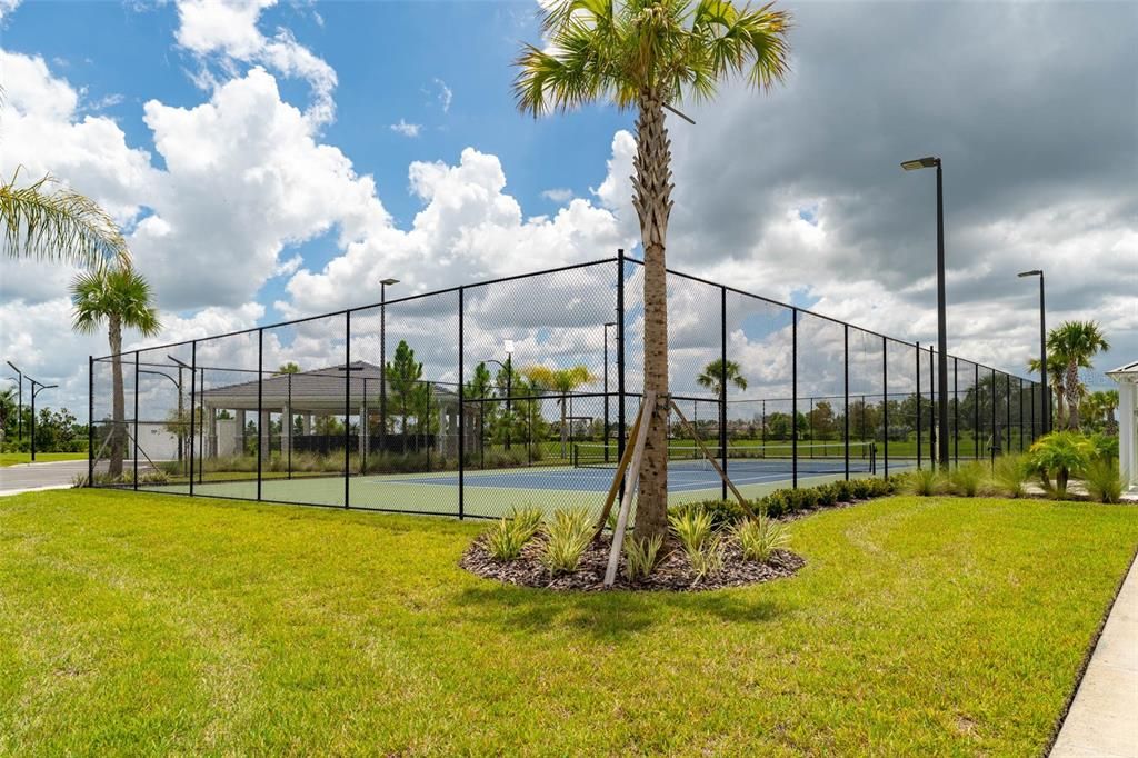 For Sale: $285,000 (3 beds, 2 baths, 1490 Square Feet)