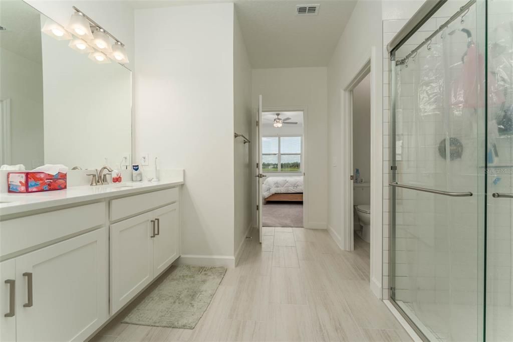 For Sale: $285,000 (3 beds, 2 baths, 1490 Square Feet)