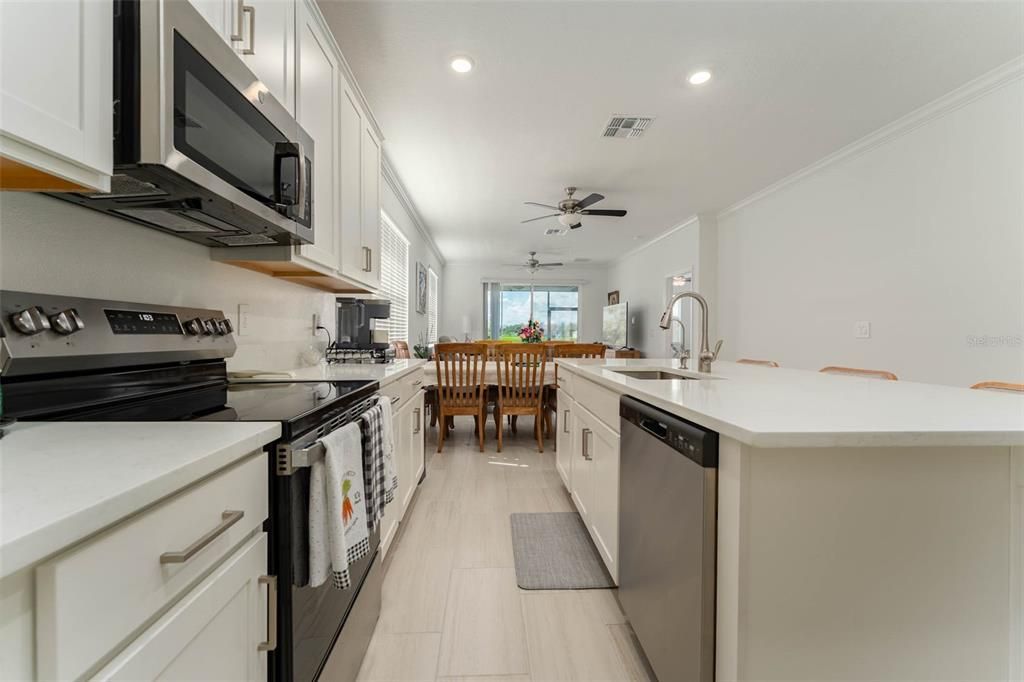 For Sale: $285,000 (3 beds, 2 baths, 1490 Square Feet)