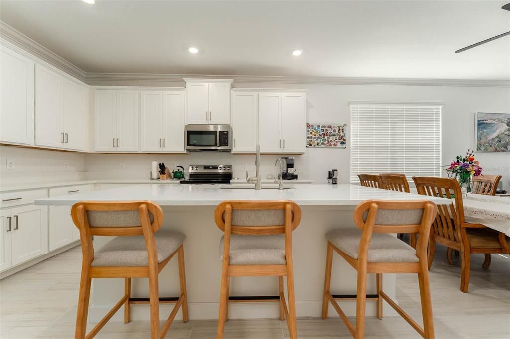 For Sale: $285,000 (3 beds, 2 baths, 1490 Square Feet)