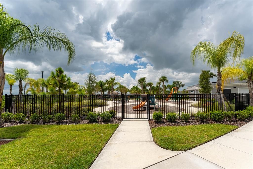 For Sale: $285,000 (3 beds, 2 baths, 1490 Square Feet)