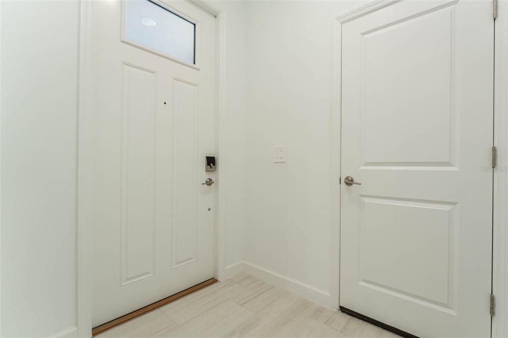 For Sale: $285,000 (3 beds, 2 baths, 1490 Square Feet)