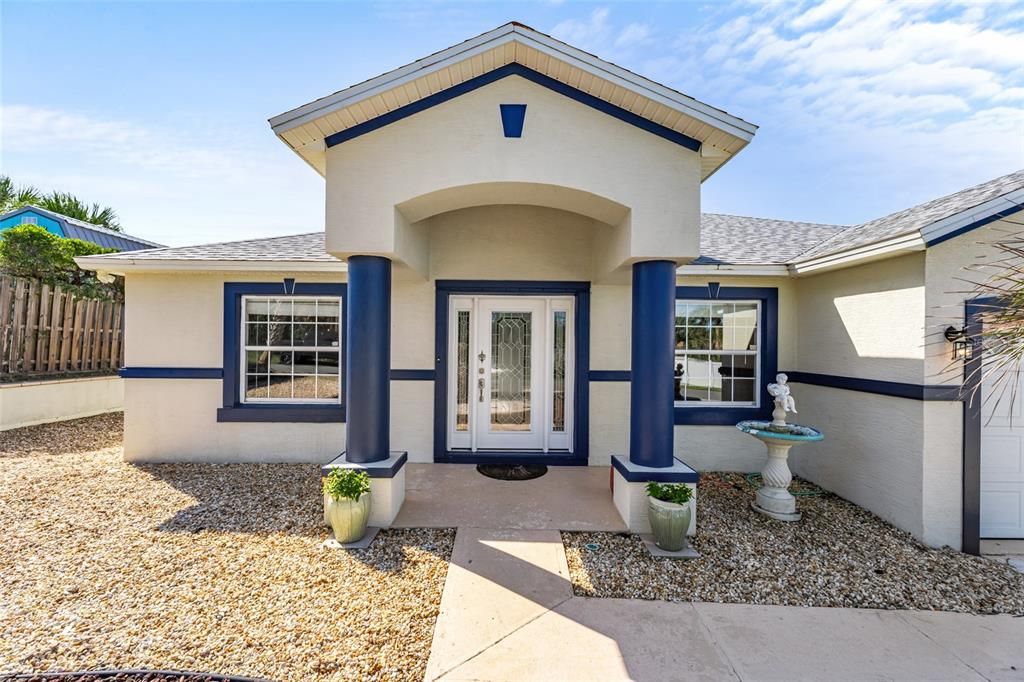 For Sale: $499,000 (3 beds, 2 baths, 1636 Square Feet)