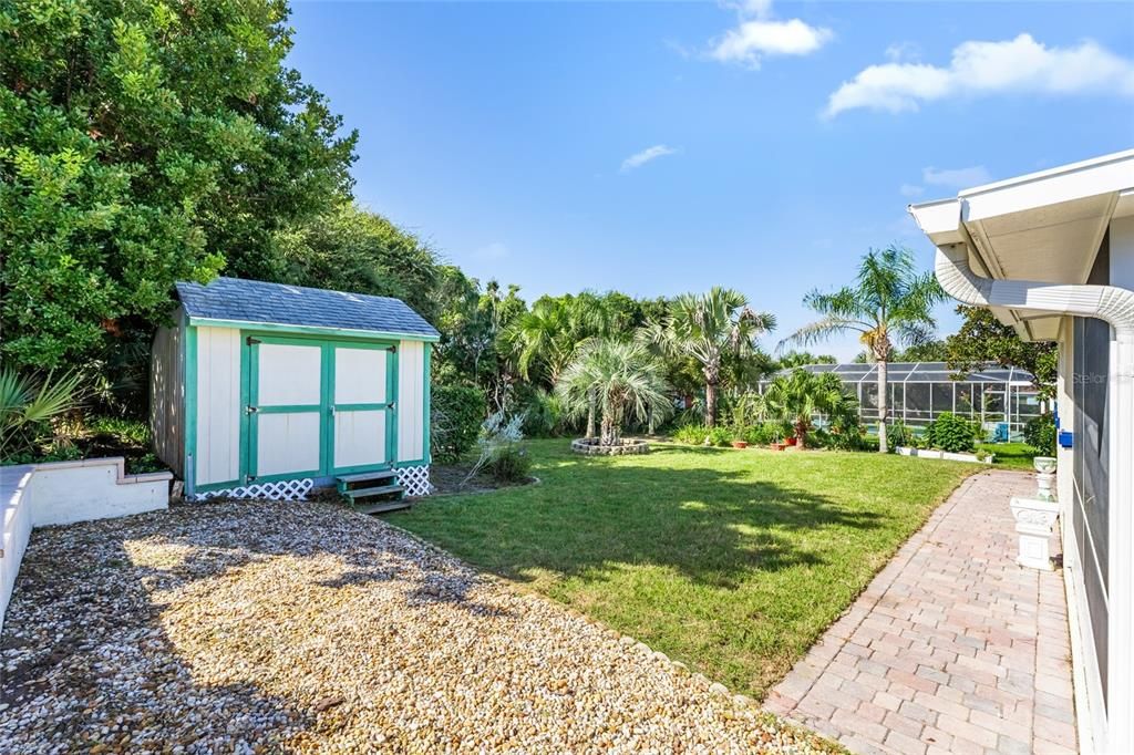 For Sale: $499,000 (3 beds, 2 baths, 1636 Square Feet)