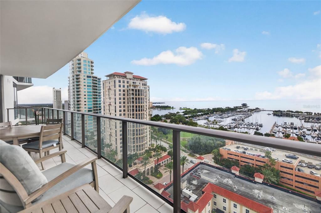 For Rent: $10,000 (2 beds, 3 baths, 1854 Square Feet)