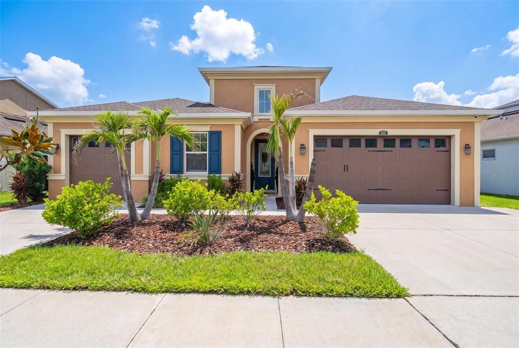 En Venta: $547,900 (4 camas, 3 baños, 2616 Pies cuadrados)