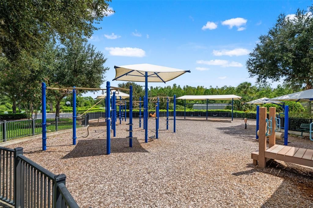 En Venta: $547,900 (4 camas, 3 baños, 2616 Pies cuadrados)