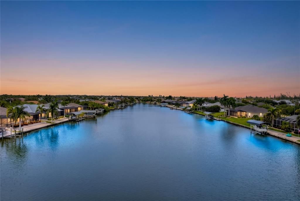 For Sale: $1,705,000 (5 beds, 4 baths, 3080 Square Feet)
