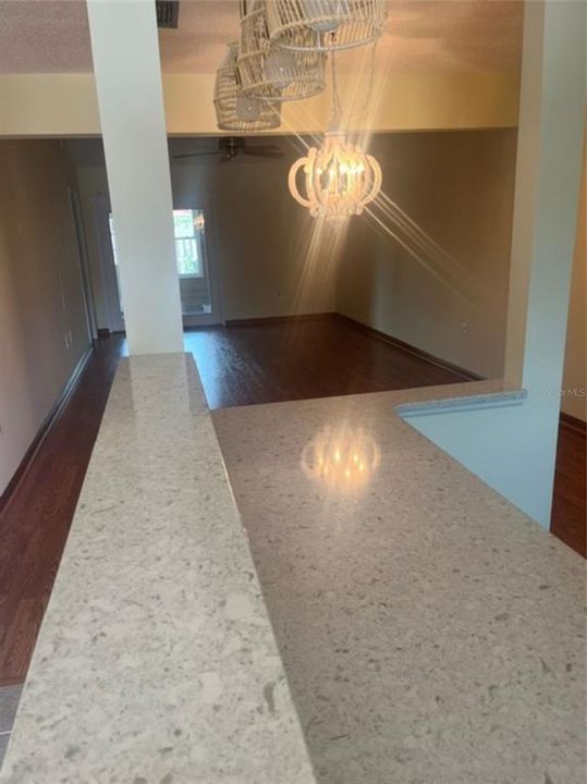For Sale: $239,900 (2 beds, 2 baths, 1194 Square Feet)