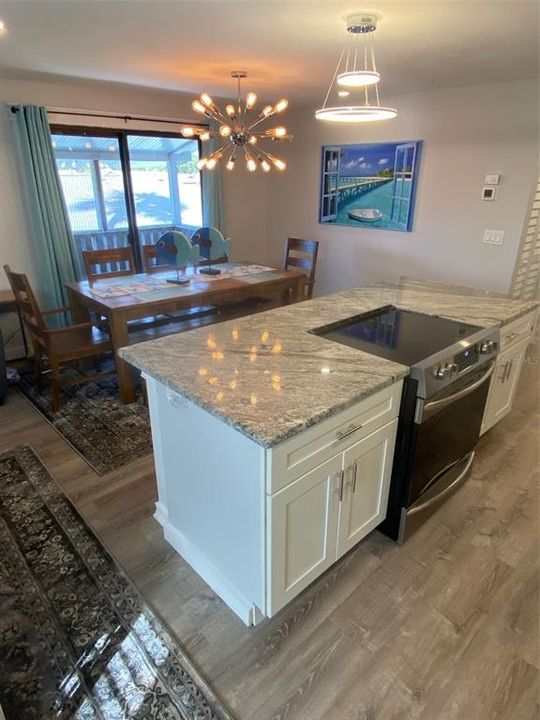 В аренду: $1,850 (2 спален, 2 ванн, 900 Квадратных фут)