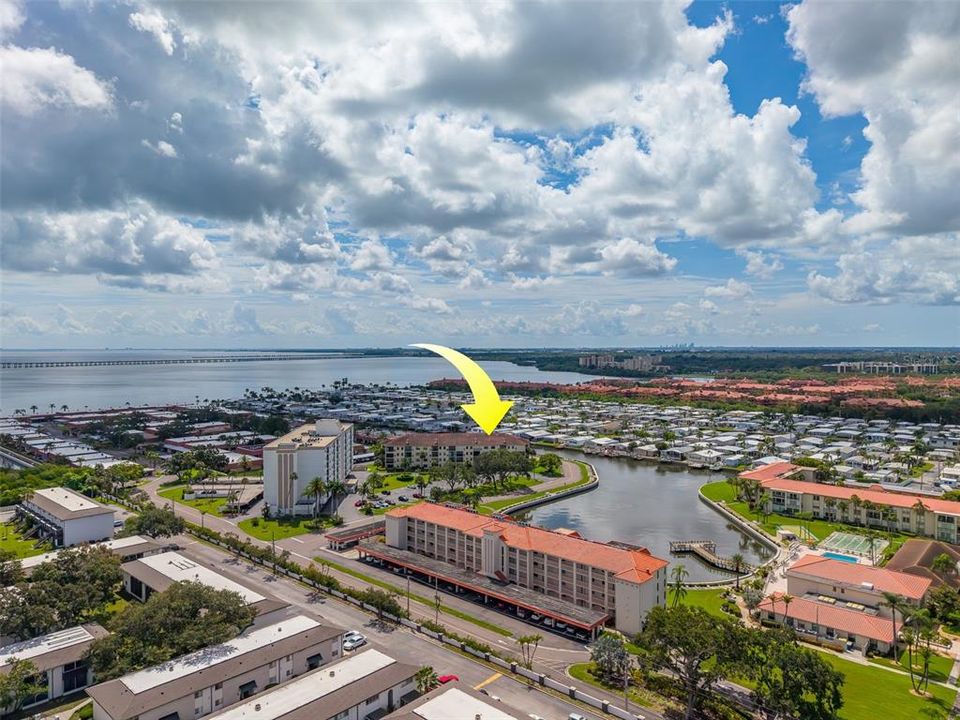 En Venta: $250,000 (2 camas, 2 baños, 1165 Pies cuadrados)