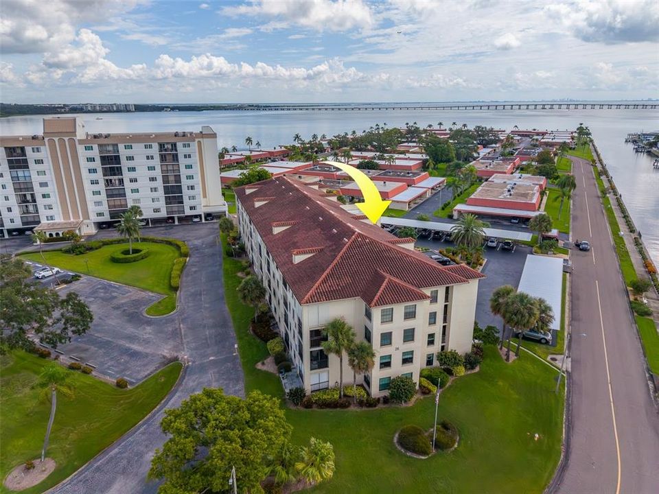 En Venta: $250,000 (2 camas, 2 baños, 1165 Pies cuadrados)