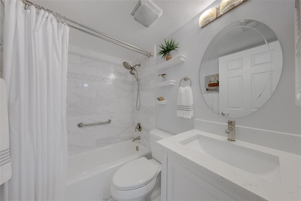 En Venta: $250,000 (2 camas, 2 baños, 1165 Pies cuadrados)
