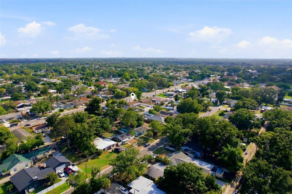 En Venta: $449,000 (4 camas, 3 baños, 1612 Pies cuadrados)