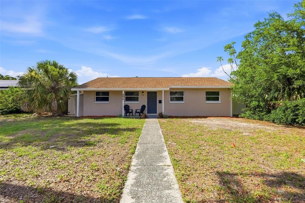 En Venta: $449,000 (4 camas, 3 baños, 1612 Pies cuadrados)