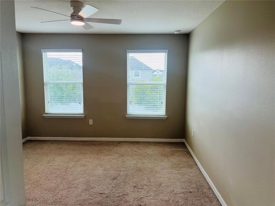 В аренду: $3,600 (5 спален, 3 ванн, 2964 Квадратных фут)
