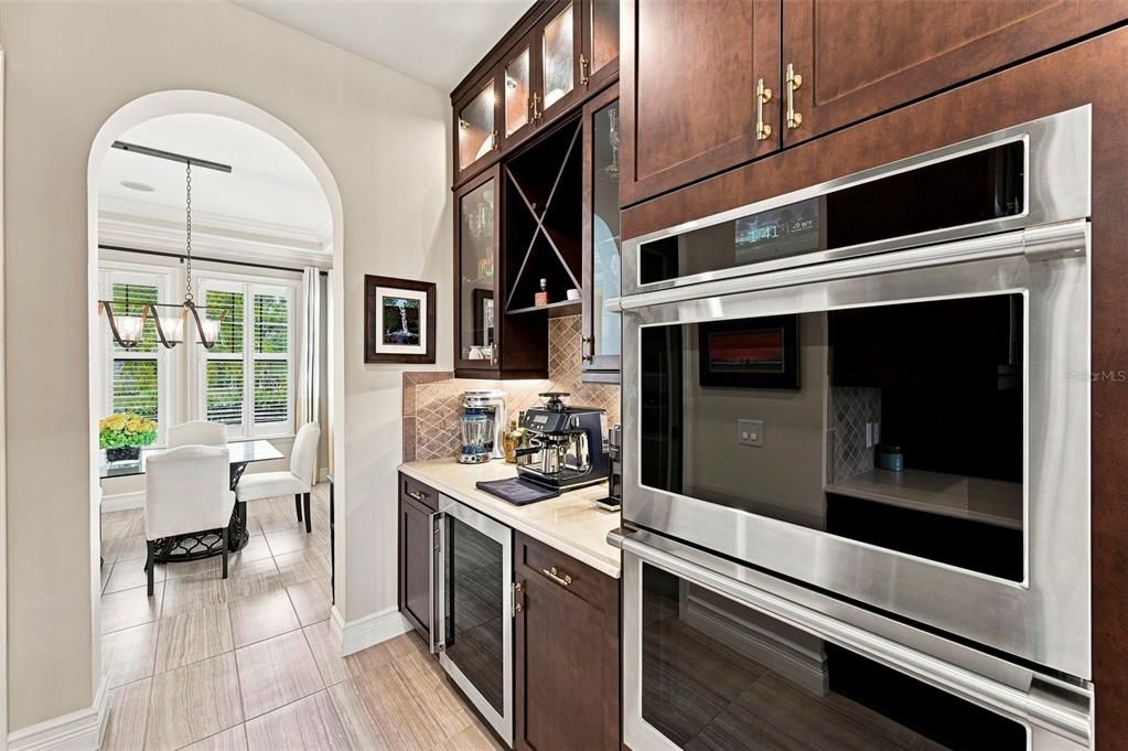 For Sale: $875,000 (4 beds, 2 baths, 3406 Square Feet)