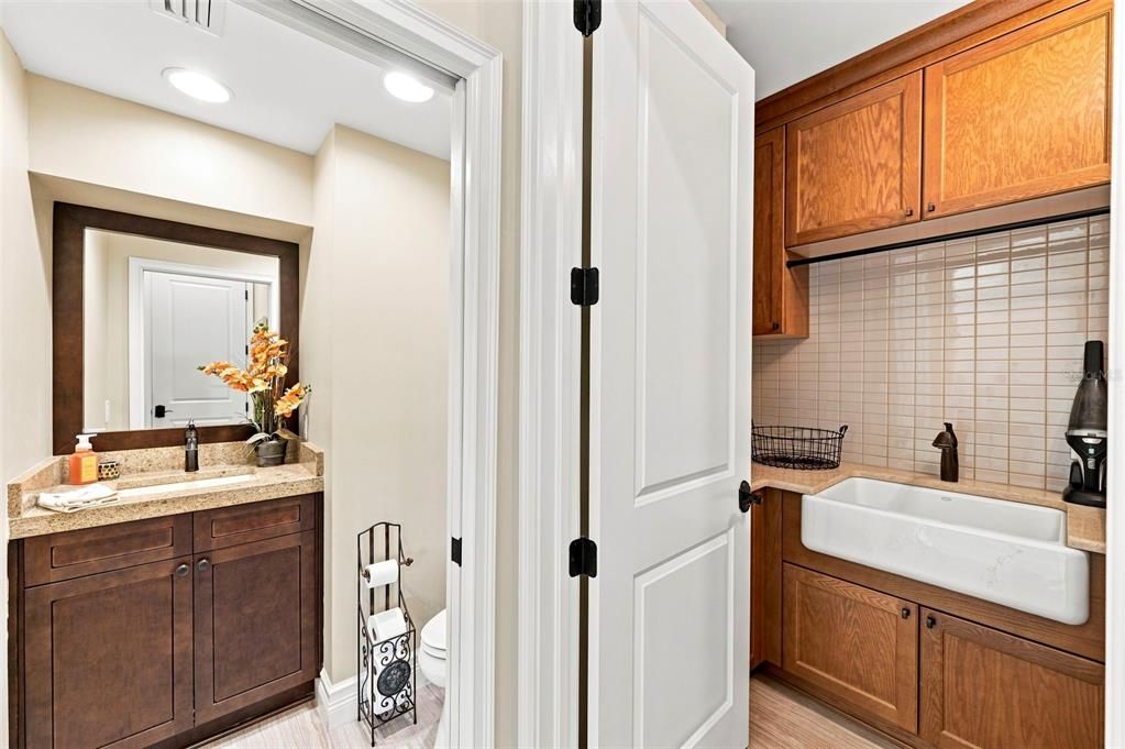 For Sale: $875,000 (4 beds, 2 baths, 3406 Square Feet)