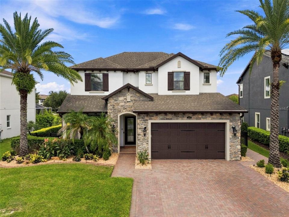 For Sale: $875,000 (4 beds, 2 baths, 3406 Square Feet)