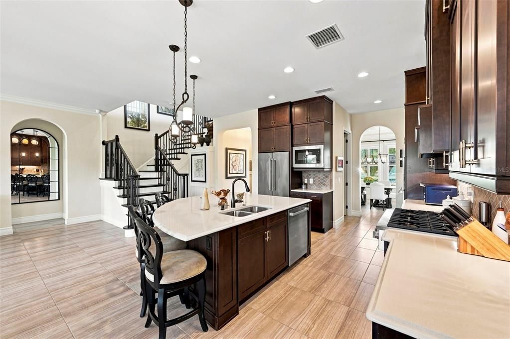 For Sale: $875,000 (4 beds, 2 baths, 3406 Square Feet)