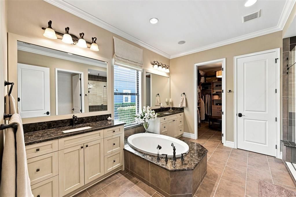 For Sale: $875,000 (4 beds, 2 baths, 3406 Square Feet)