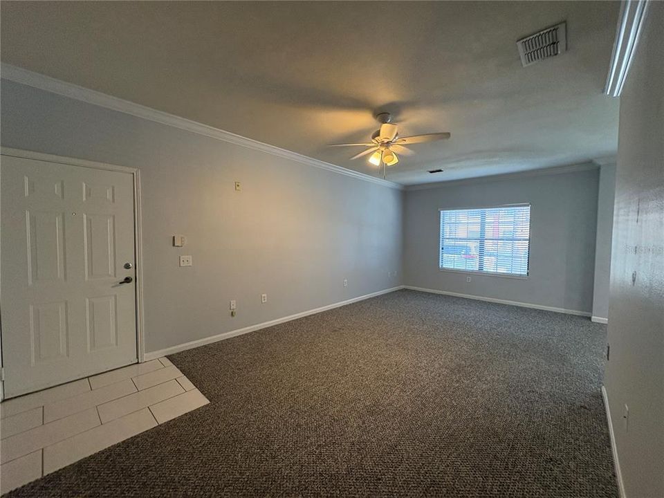 For Rent: $1,950 (3 beds, 2 baths, 1350 Square Feet)