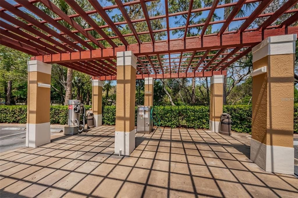 For Rent: $1,950 (3 beds, 2 baths, 1350 Square Feet)