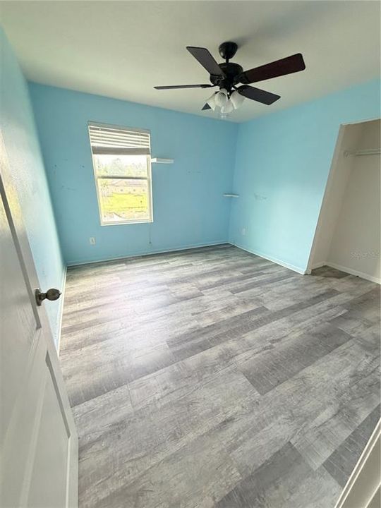 For Sale: $292,500 (4 beds, 2 baths, 2352 Square Feet)