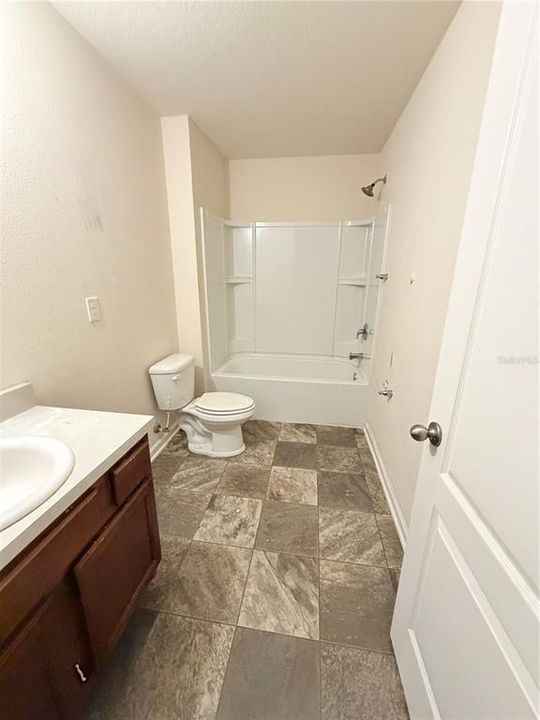 For Sale: $292,500 (4 beds, 2 baths, 2352 Square Feet)