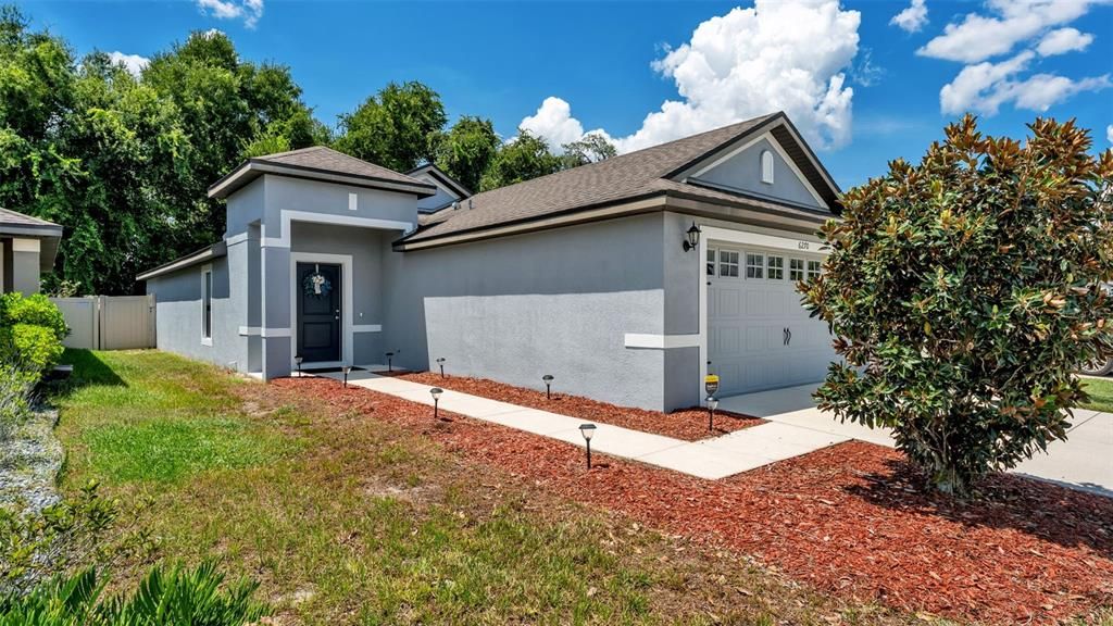 For Sale: $275,000 (3 beds, 2 baths, 1515 Square Feet)