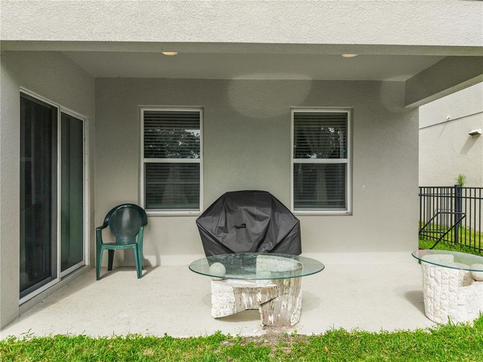 For Sale: $459,995 (4 beds, 2 baths, 2338 Square Feet)