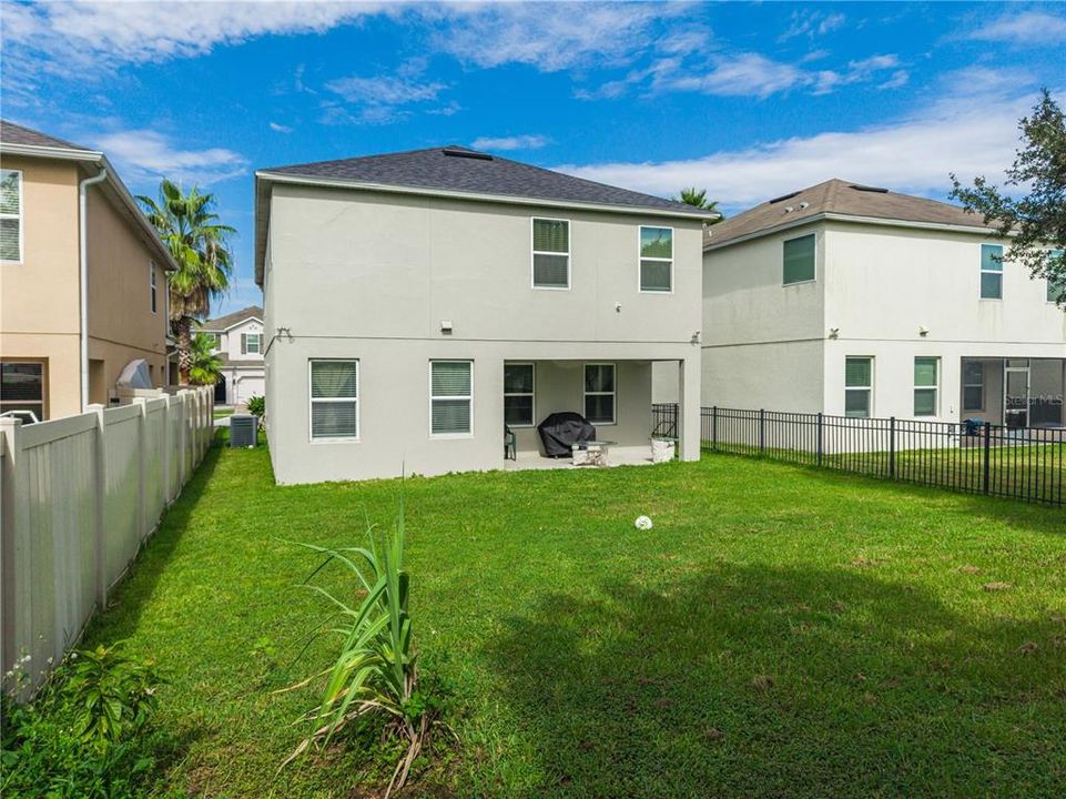 For Sale: $459,995 (4 beds, 2 baths, 2338 Square Feet)