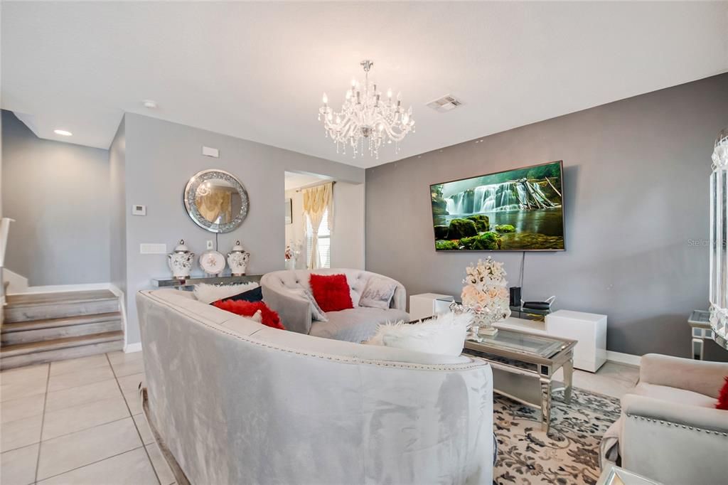 For Sale: $459,995 (4 beds, 2 baths, 2338 Square Feet)
