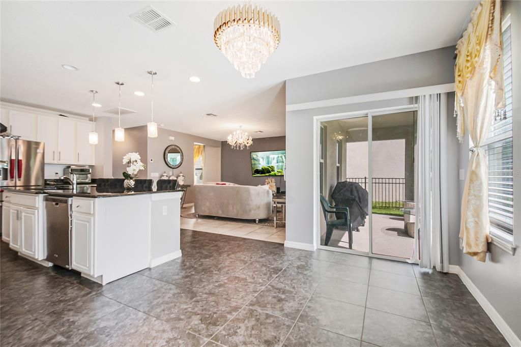 For Sale: $459,995 (4 beds, 2 baths, 2338 Square Feet)
