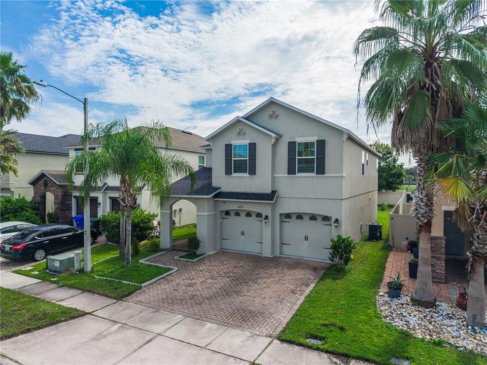 For Sale: $459,995 (4 beds, 2 baths, 2338 Square Feet)