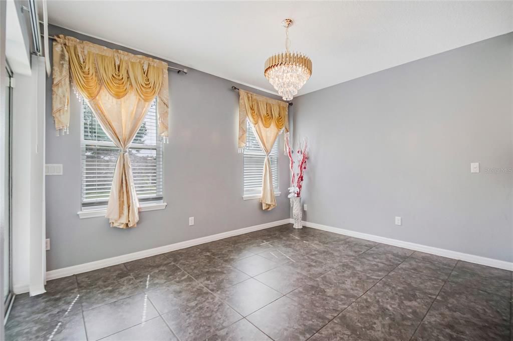 For Sale: $459,995 (4 beds, 2 baths, 2338 Square Feet)